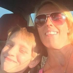 Meet your Posher, Casey